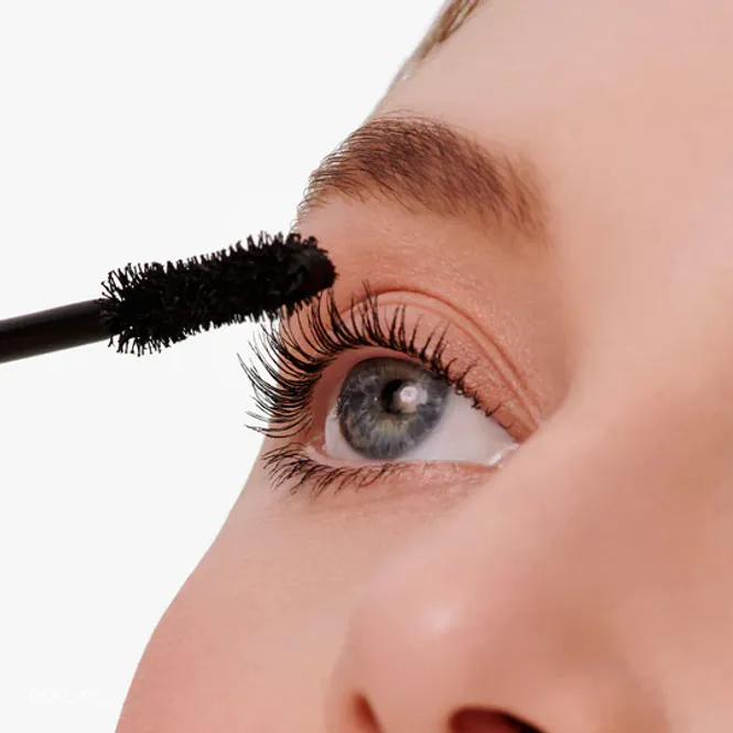 Hovedbilde Beyond Lash® Volumizing Mascara